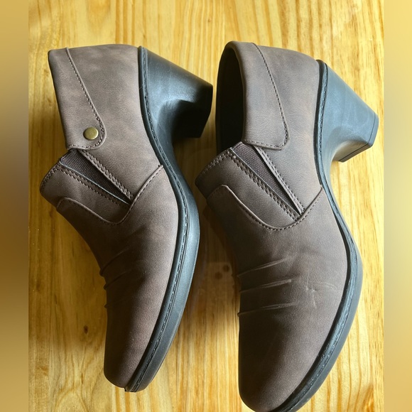 EASY STREET COMFORT WAVE WOMENS SZ 7.5 Brown SHOE BOOTIE - Picture 10 of 13